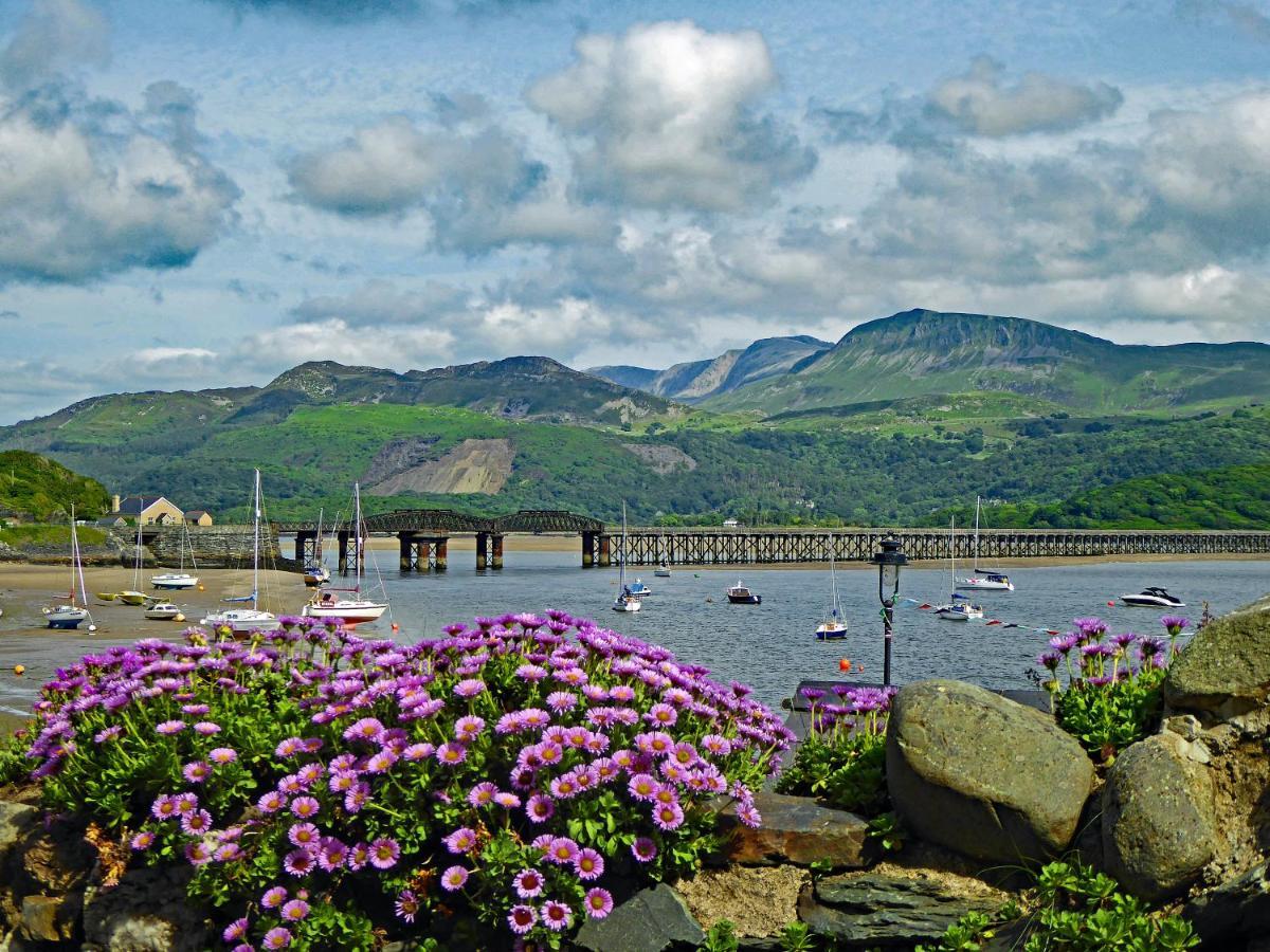 Bryn Melyn Apartments Barmouth Exteriör bild